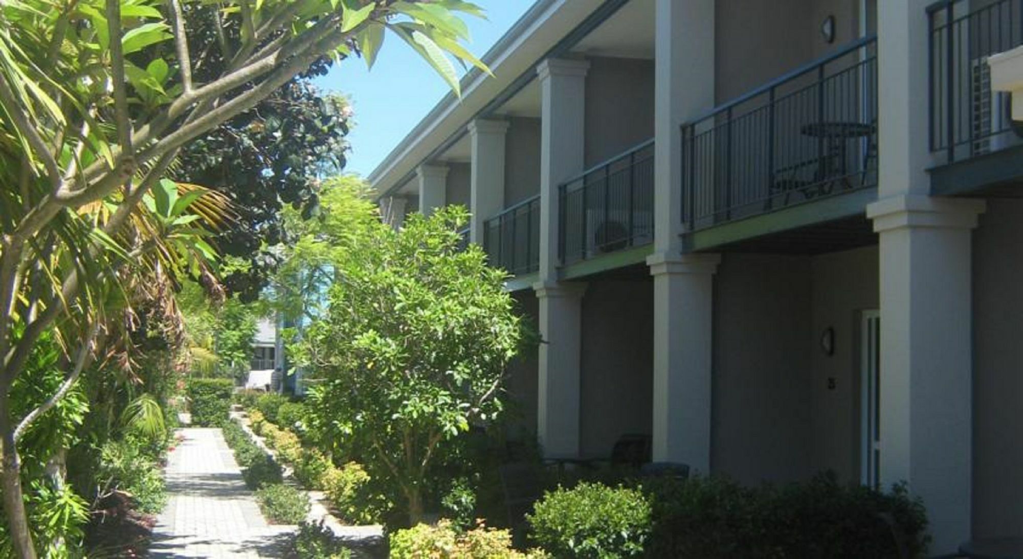 C Mandurah Apartment Resort Exterior photo